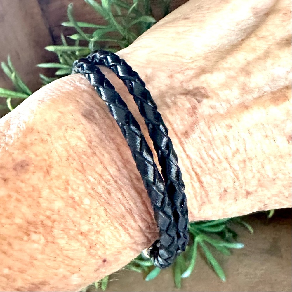Lulu Frost Black Leather Harpoon Hook Bracelet Unisex - Picture 7 of 10